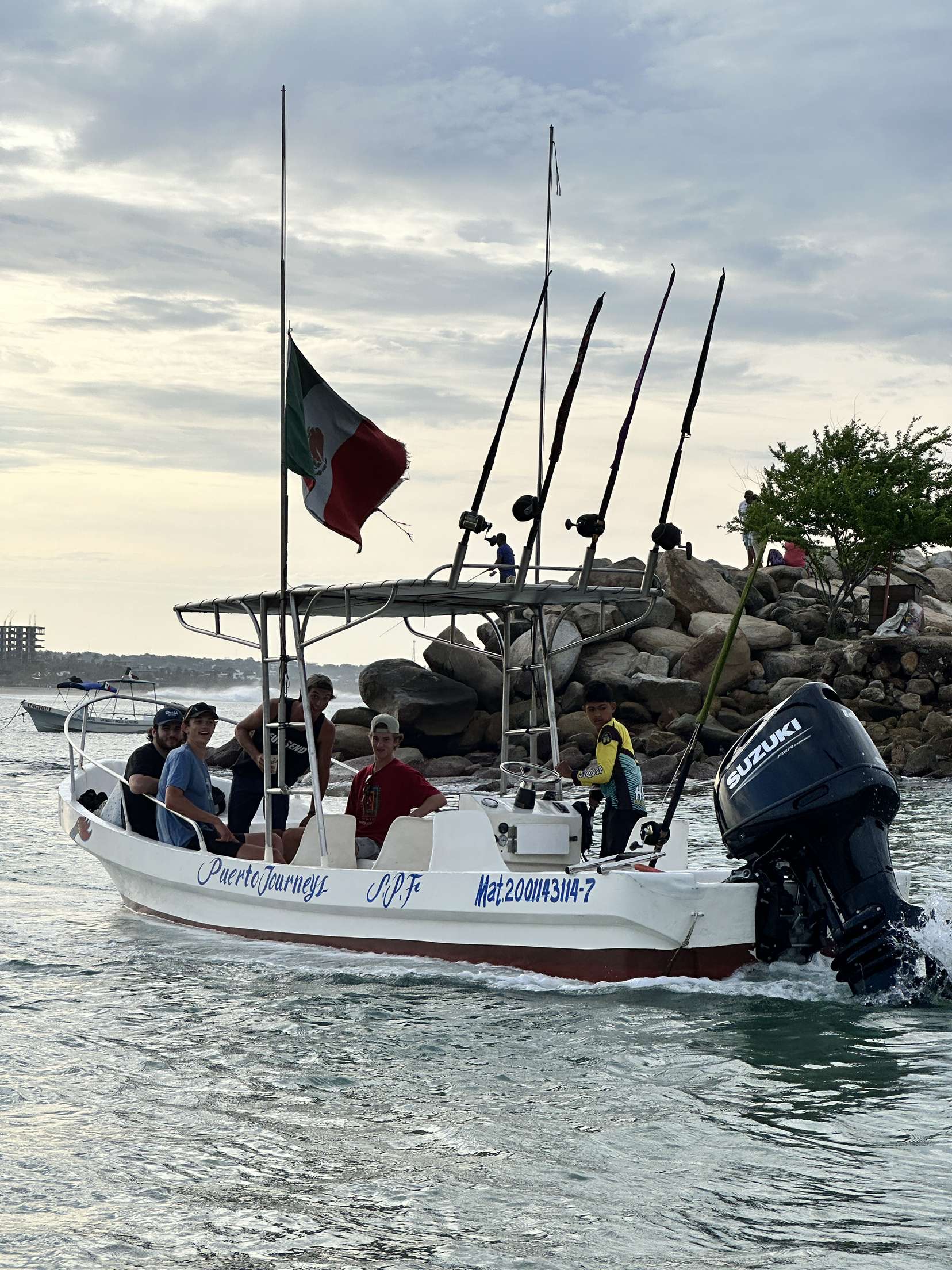 Pesca en alta mar Puerto Escondido