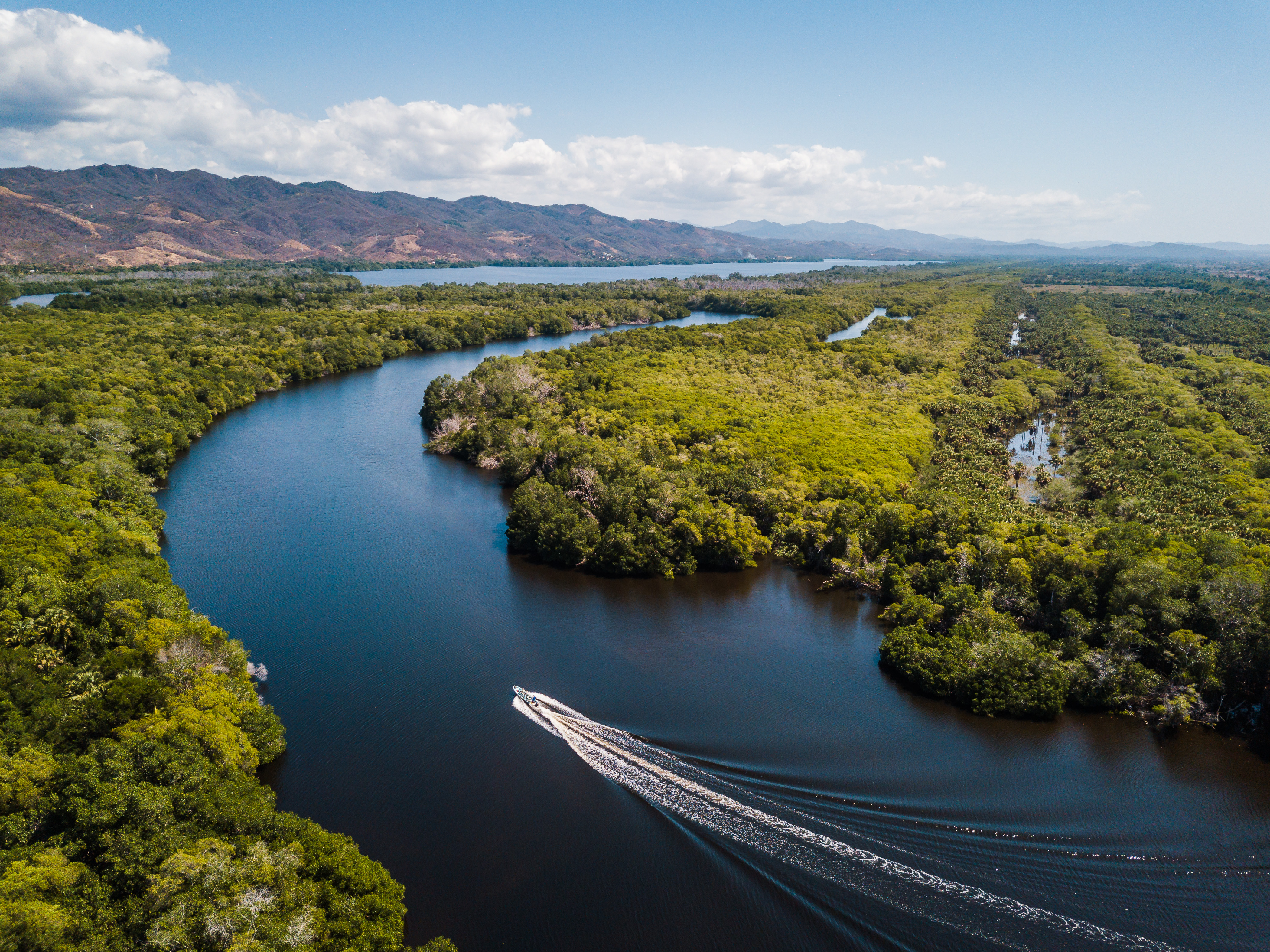 Vista aérea Laguna Manialtepec Oaxaca
