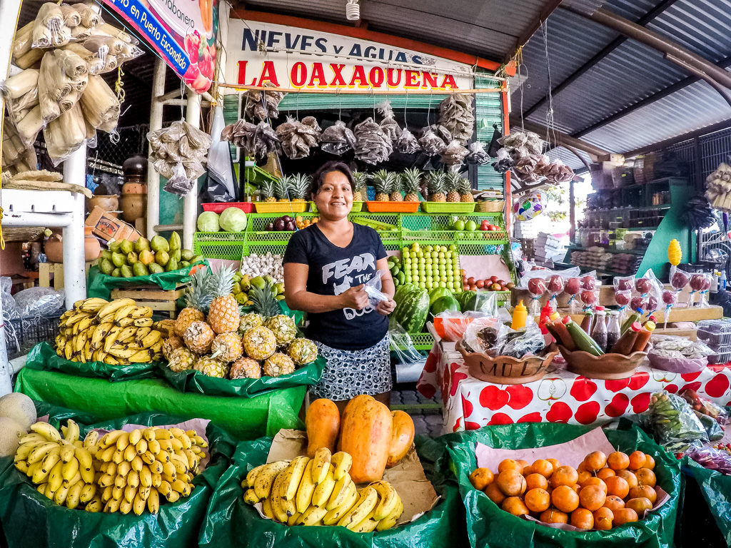 Mercado y compras en Puerto Escondido Oaxaca